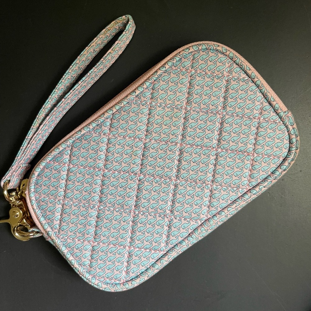 Vineyard Vines Whale Wristlet